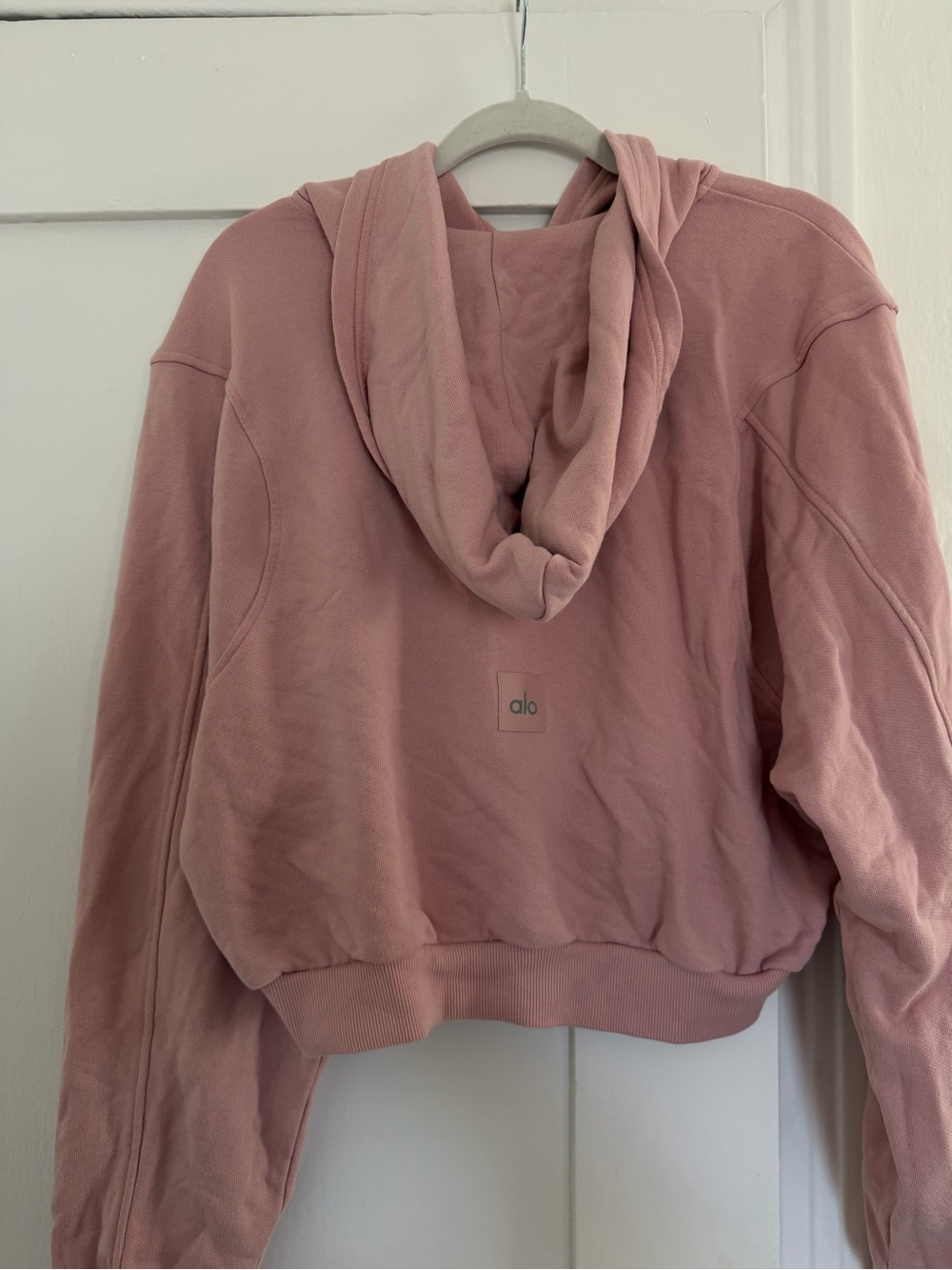 ALO Yoga Ballet Pink Cropped Sweet Escape Hoodie
